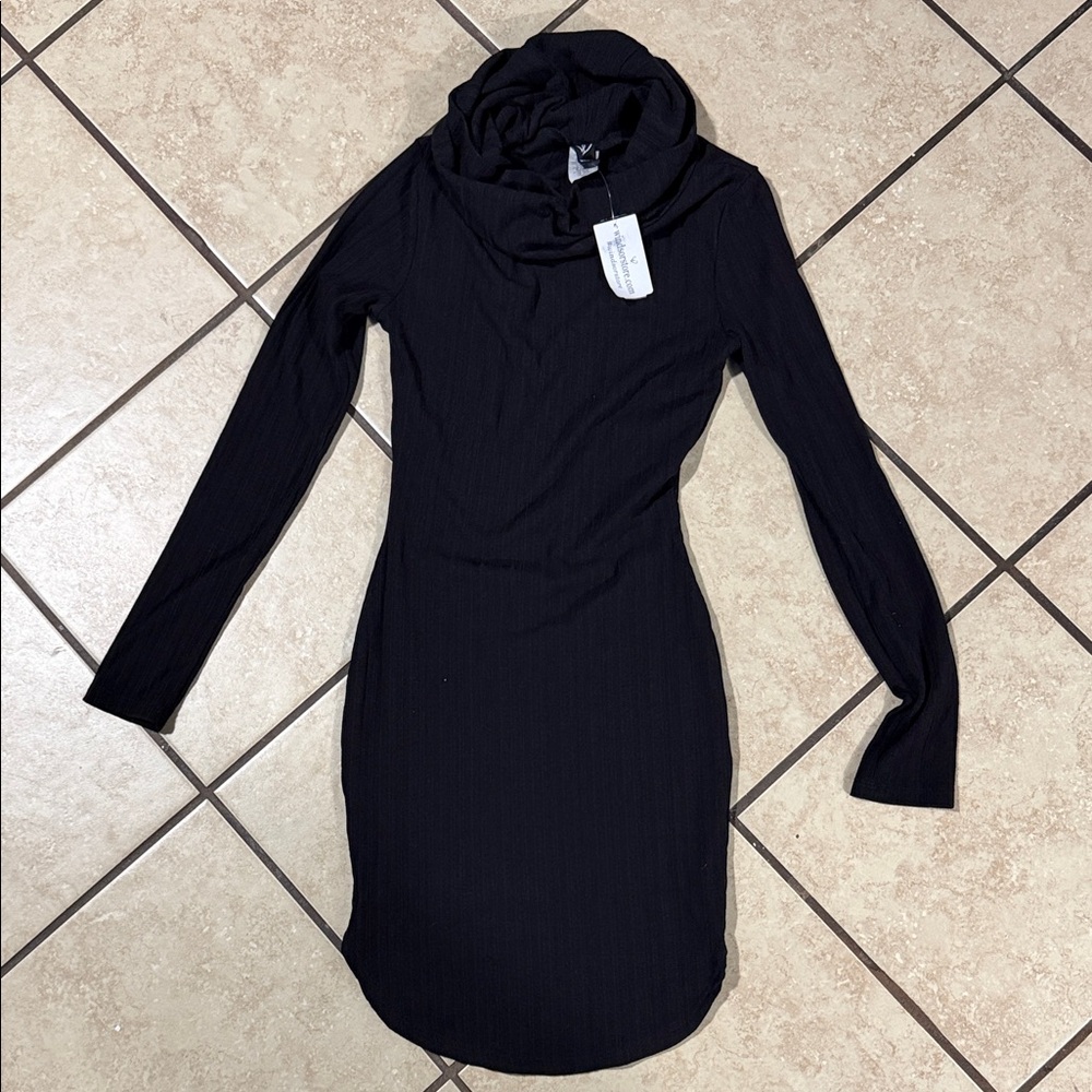 Windsor Black Long Sleeve Dress